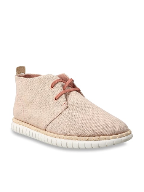 Pink hotsell chukka boots