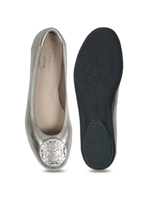 Clarks gracelin store lola ballet flat