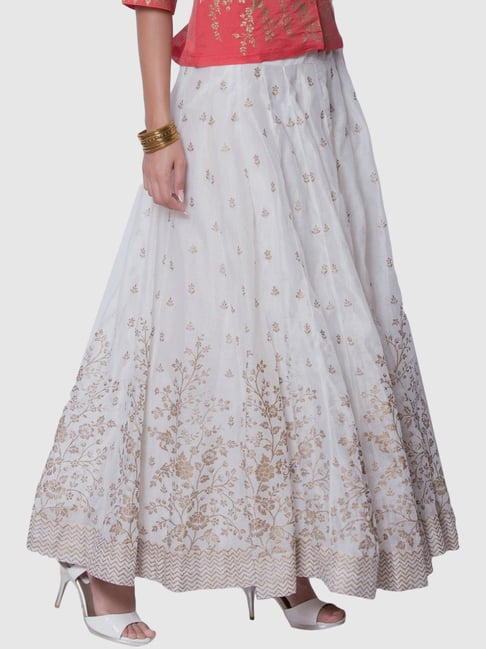 skirt ke upar top