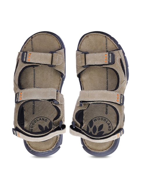 tata cliq woodland sandals