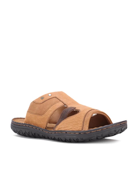 tata cliq woodland sandals