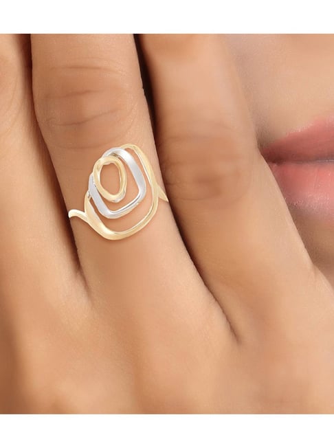 Mesmerising Glass Kundan Finger Ring