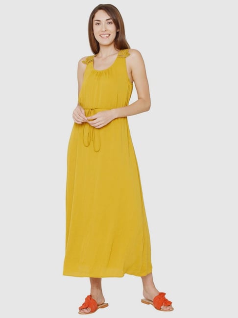 Vero Moda Yellow Polyester Maxi Dress Price in India