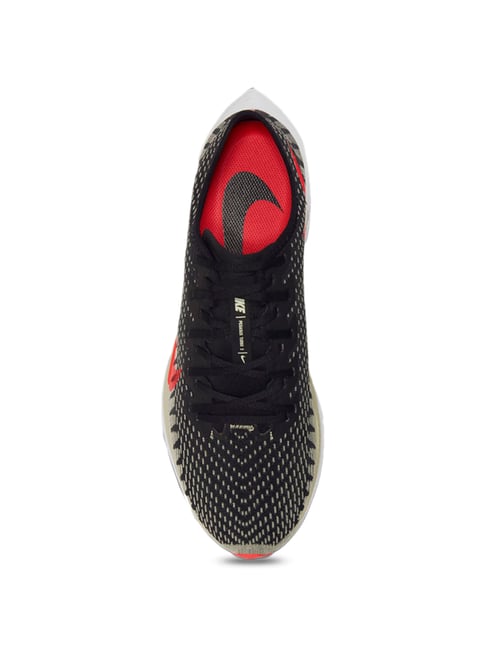 tatacliq nike shoes