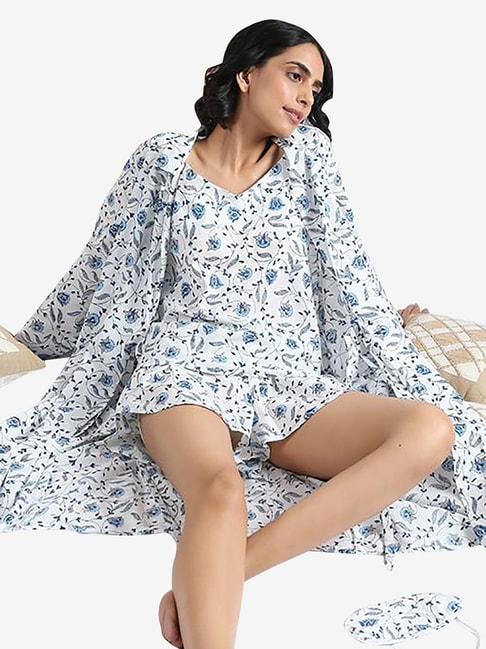 Sexy Lace Silk Spandex Satin Nightdress And Robe Set For Women Casual Robe  Dress And Lingerie Plus Size Available From Liumeiwan, $18.92 | DHgate.Com