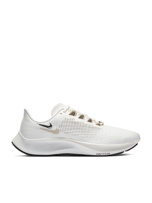 white nike pegasus womens