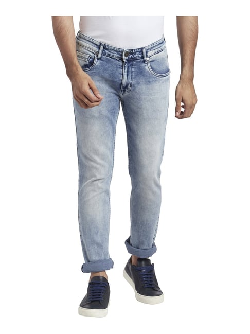 tapered fit jeans