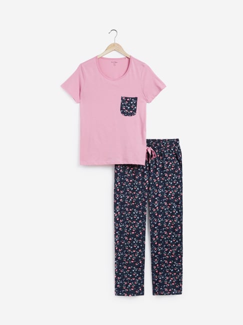 Wunderlove by Westside Light Pink T-Shirt and Pyjamas Set