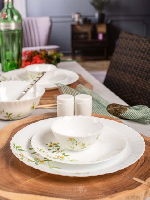 LaOpala Nova Vivid White Green Opalware Piece Dinner Set