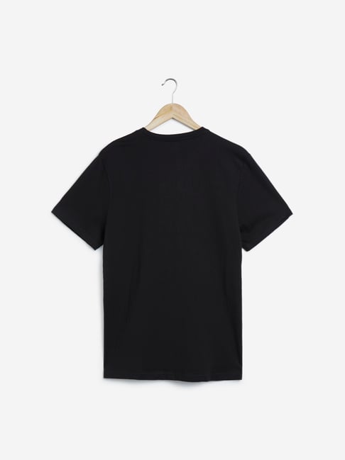 Buy WES Casuals Black Slim Fit Pure Cotton T-Shirt from Westside