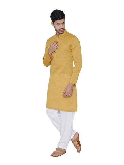 manyavar clothes online