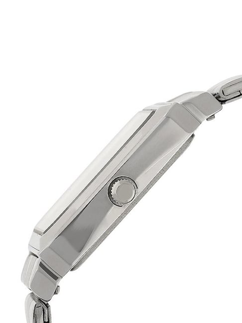 Titan 1581SM01 Karishma Analog Watch for Men