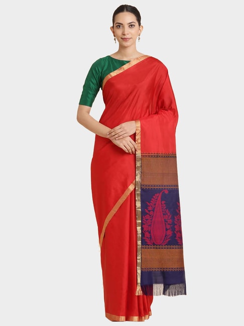 Taneira Red Printed Saree With Blouse Price in India
