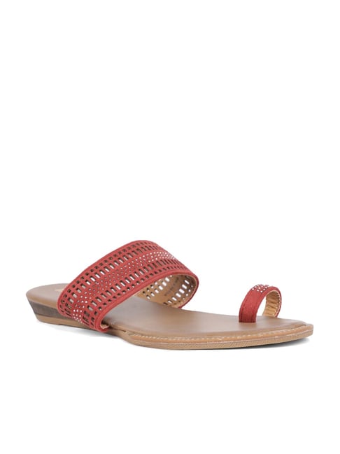 Red toe sale ring sandals