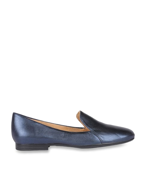 Blue store naturalizer shoes