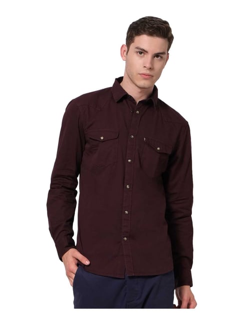 celio maroon shirt