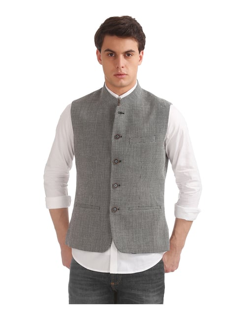 Buy Jompers Men Golden Printed Satin Nehru Jacket Online at Best Price |  Distacart