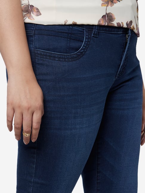 Gia curve jeans store