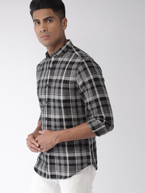 levis black check shirt