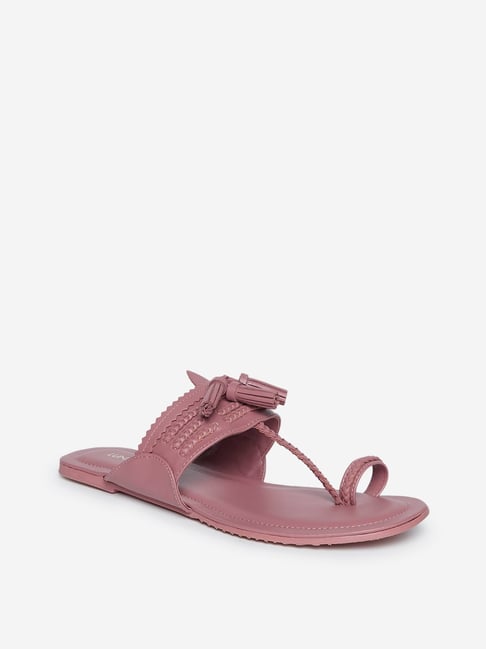 Buy online Tan Leatherette Kolhapuri Sandal from Sandals and Floaters for  Men by Eego Italy for ₹899 at 70% off | 2024 Limeroad.com