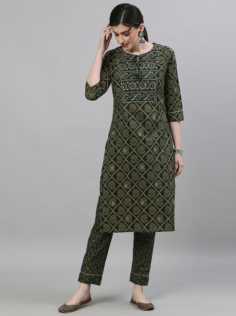 Ishin Green Cotton Embroidered Kurta Pant Set Price in India