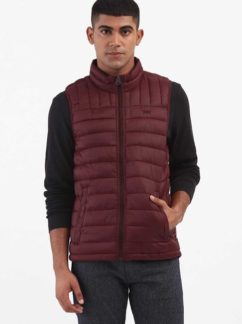 Levi's 2025 sleeveless jacket