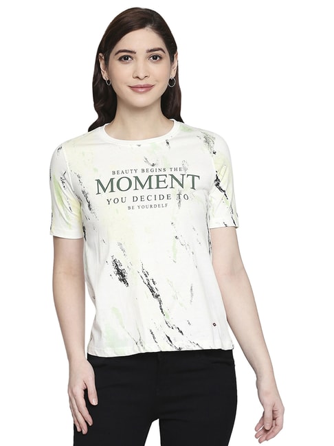 Lee Cooper Off-White Cotton Printed T-Shirt Price in India
