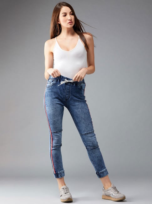 Buy DOLCE CRUDO Blue Mid Rise Denim Joggers for Women Online @ Tata CLiQ