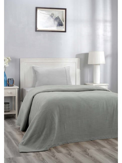 Maspar Waffle Grey Polyester 290 GSM Bed Cover - Set of 1