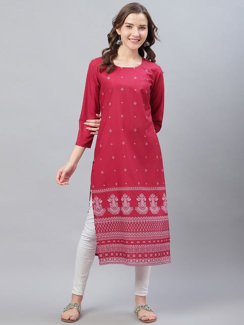 Vaamsi Maroon Printed Straight Kurta