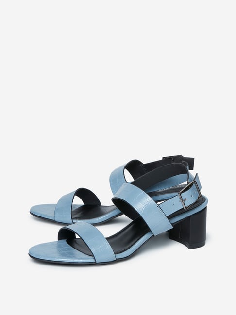 westside footwear luna blu