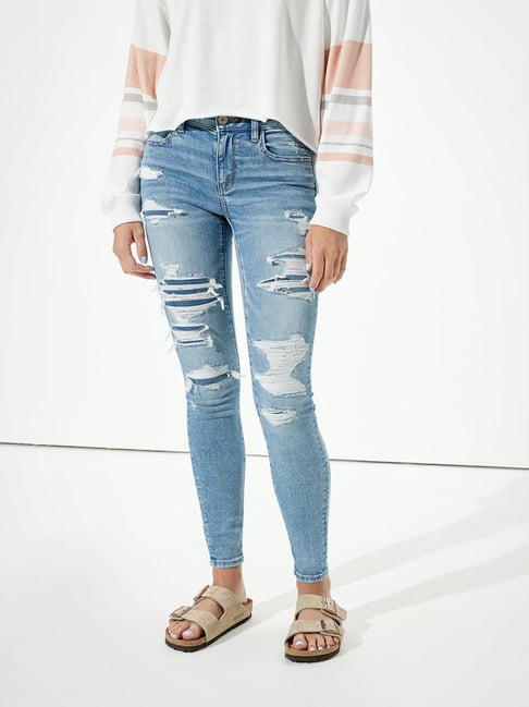 Light wash skinny American eagle jeans