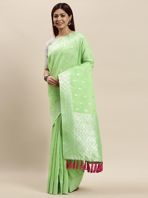 Vastranand Pista Green Paisley Print Saree With Unstitched Blouse Price in India