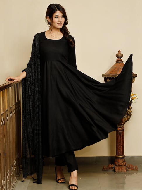 Black Plain Anarkali Gown With Fancy Dupatta