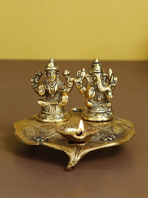 Lord saibaba brass handcrafted crown