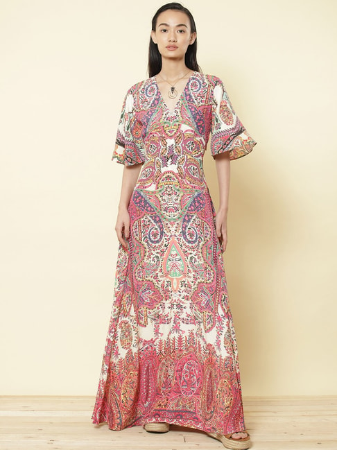 Shop Designer Kaftan Dresses for Women Online | Ritu Kumar