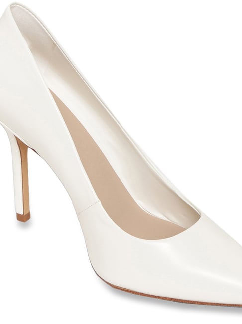 Vintage 40s 50s White Knotted Vamp Peep Toe Heels Shoes 7 / 7.5 – Bombshell  Bettys Vintage