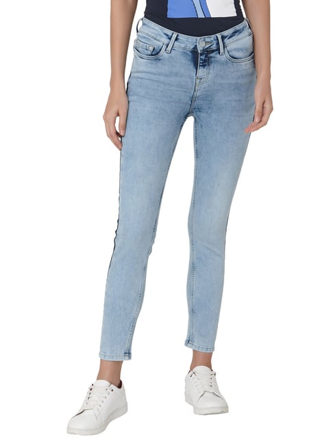 Vero Moda Light Blue Mid Rise Jeans