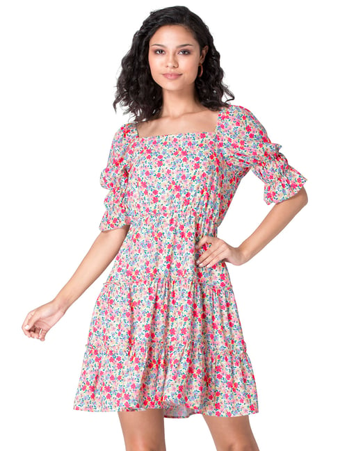FabAlley Pink Floral Puff Sleeves Tiered Skater Dress Price in India