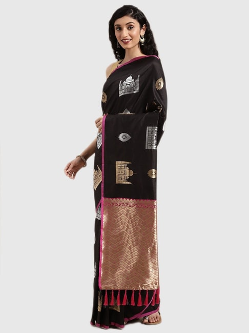 Vastranand Black Textured Saree With Blouse Price in India