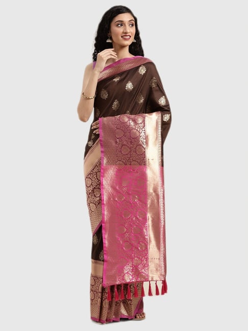 Vastranand Brown Textured Saree With Blouse Price in India