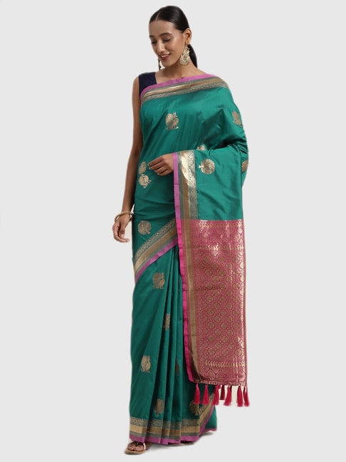 Vastranand Sea Green Textured Saree With Blouse Price in India