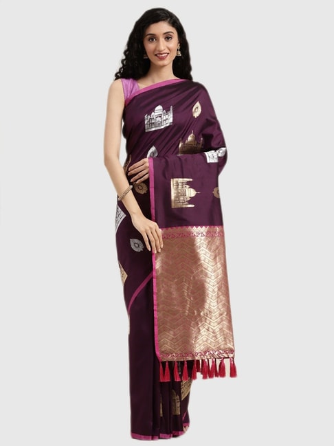 Vastranand Wine Textured Saree With Blouse Price in India