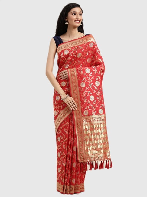 Vastranand Red Textured Saree With Blouse Price in India