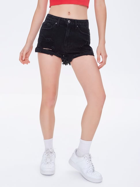 Black ripped discount shorts forever 21