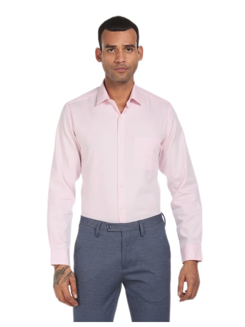 Arrow Men Light Pink Regular Fit Patterned Weave Formal Shirt