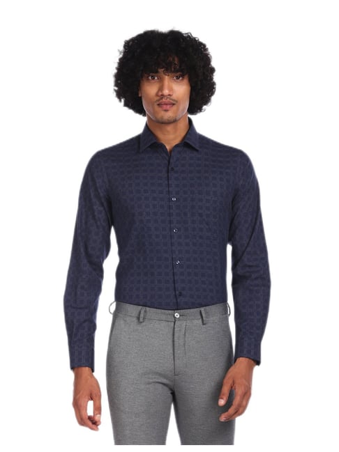 Arrow Men Navy Regular Fit Check Formal Shirt