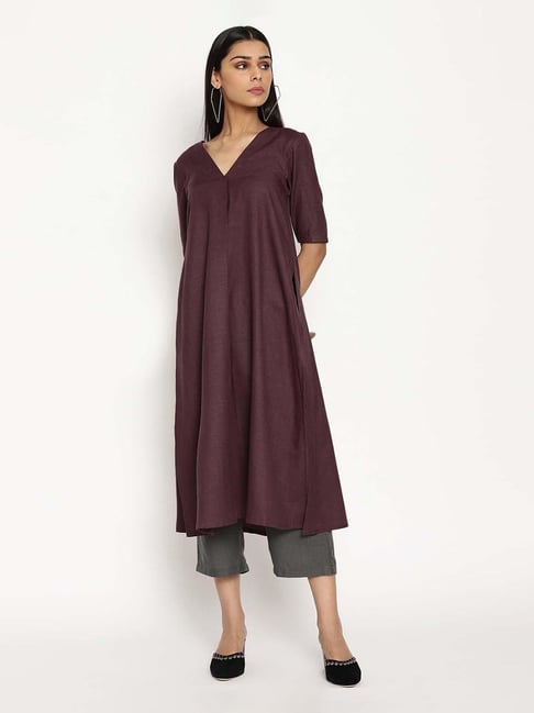 Buy Women's Kurta Sets Online in India - trueBrowns