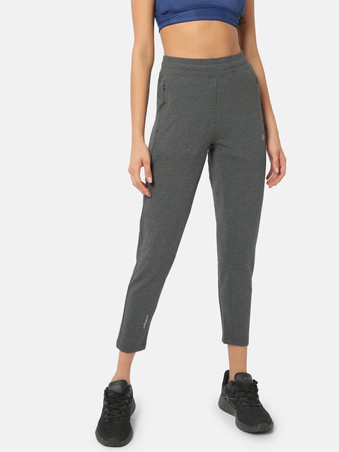 Stay comfortable and stylish with these gray yoga pants