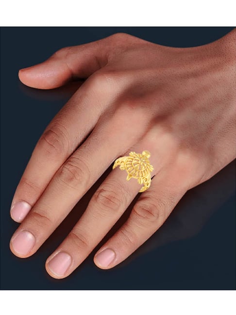 Traditional Indian finger ring... @Malabar gold | Gold necklace designs, Gold  rings jewelry, Gold ring designs